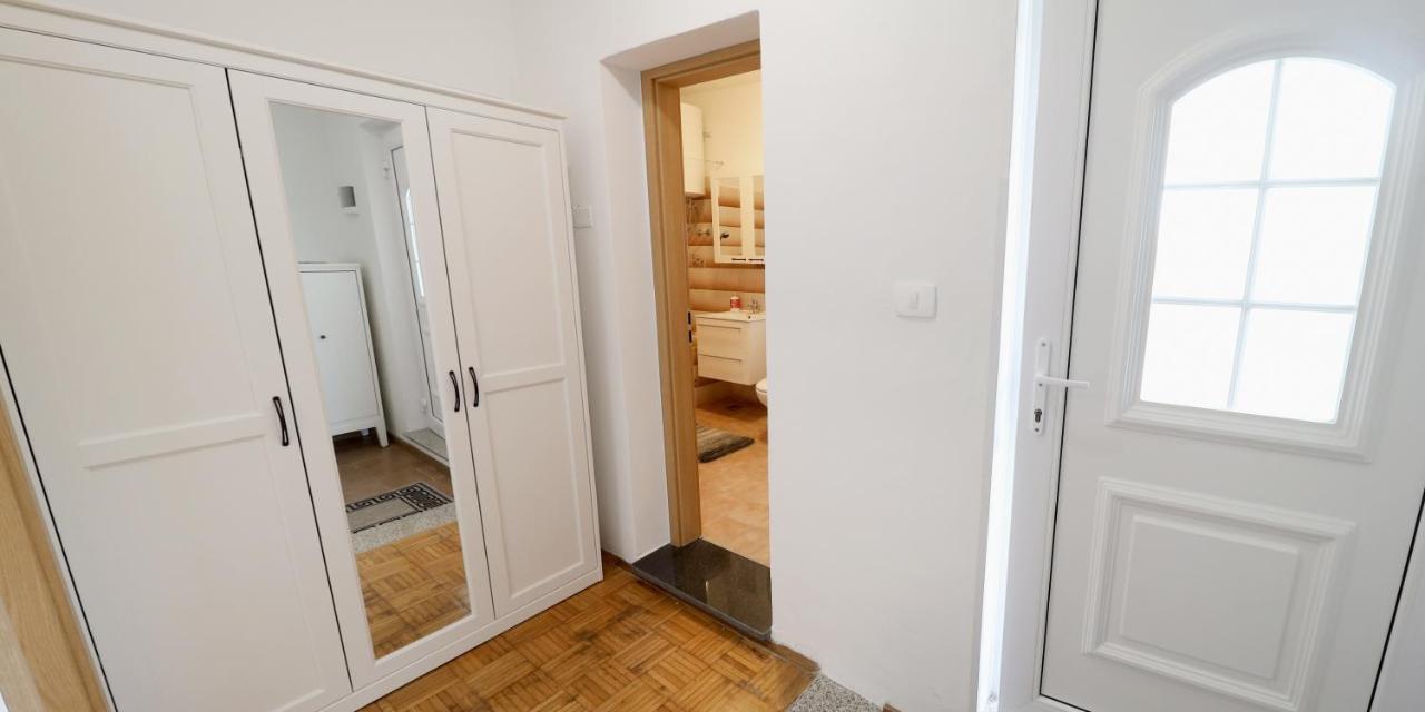 Ferienwohnung Veline Koper Exterior foto
